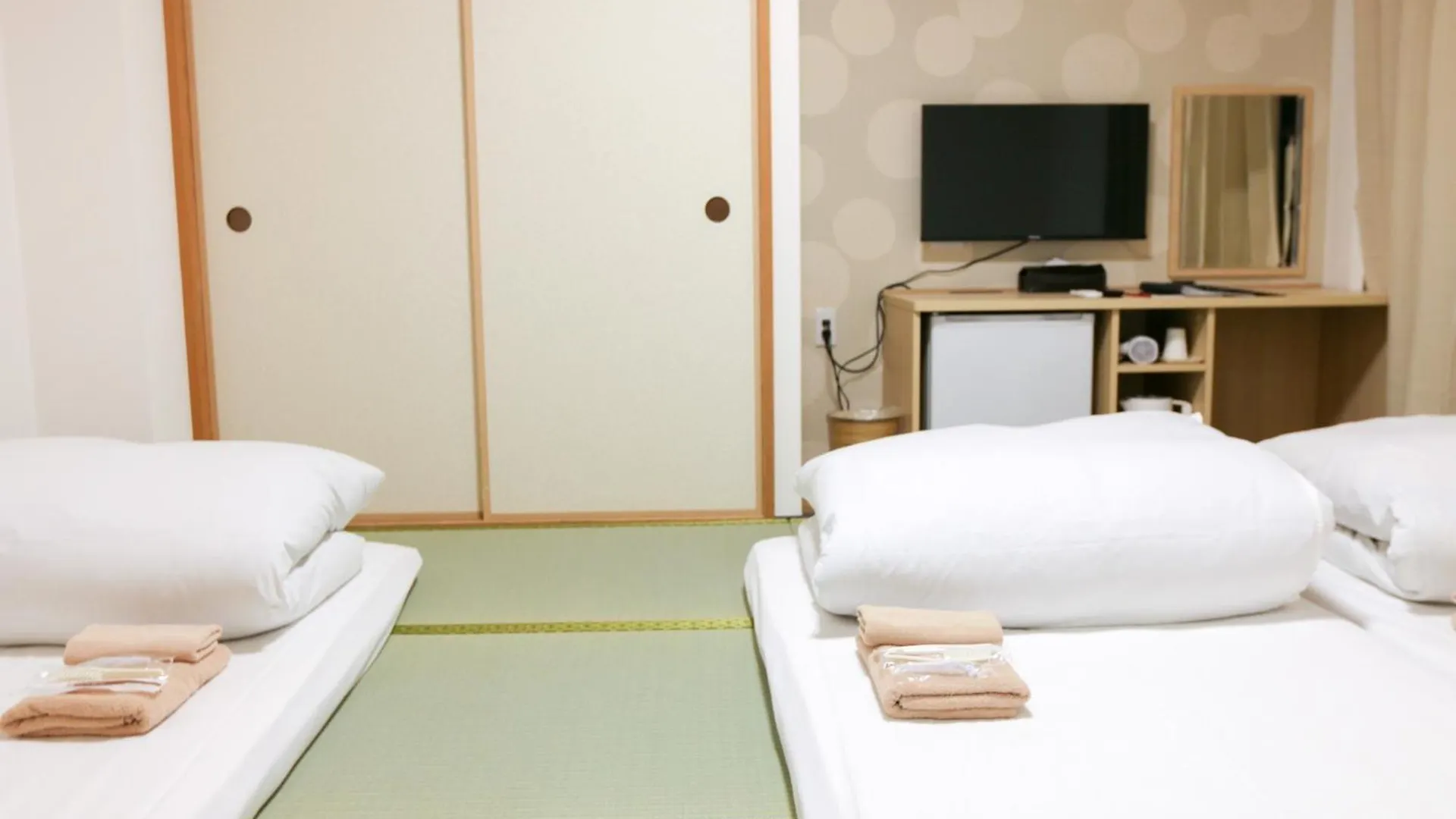 Hotel Shin-Imamiya - Vacation Stay 36315V Osaka